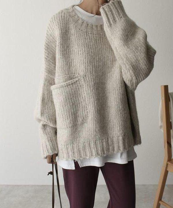 Übergroßer elfenbeinfarbener Pullover mit Vordertasche